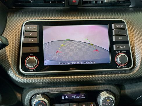 Used 2018 Nissan Kicks SV FWD image 25