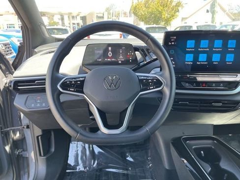 Used 2023 Volkswagen ID.4 Pro AWD/4WD image 16