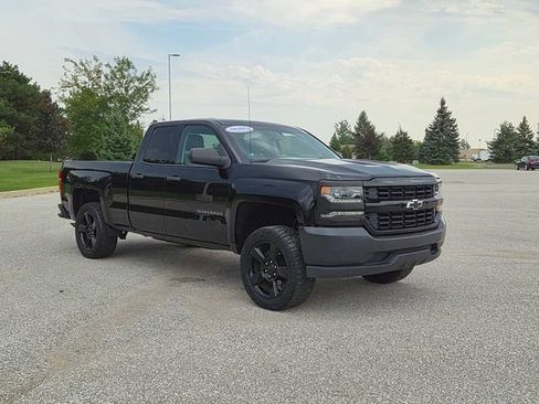 Used 2016 Chevrolet Silverado 1500 W/T w/ Black Out Edition RWD image 3
