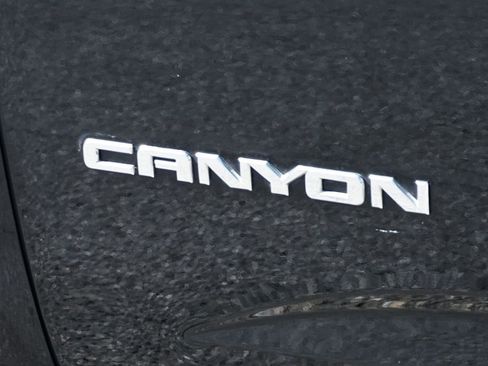 Used 2018 GMC Canyon W/T w/ Convenience Package image 41