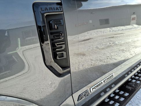 Used 2022 Ford F350 Lariat w/ Tremor Off-Road Package image 2