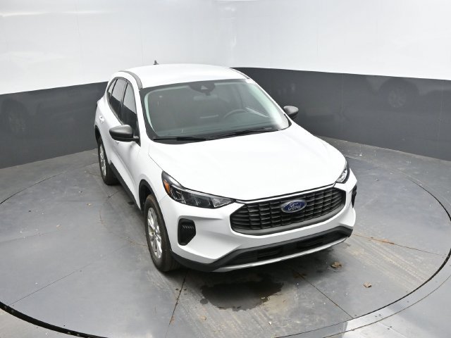 Used 2025 Ford Escape Active AWD/4WD image 37
