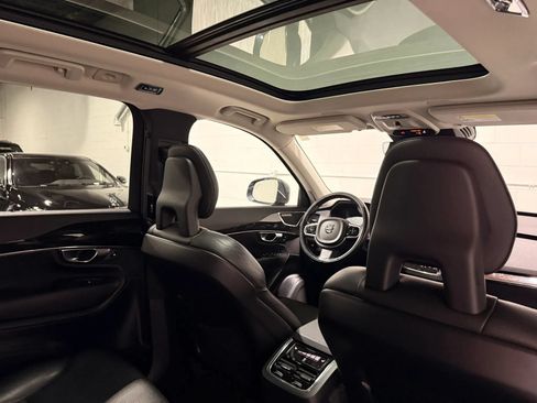 Used 2017 Volvo XC90 T6 Momentum AWD/4WD image 60
