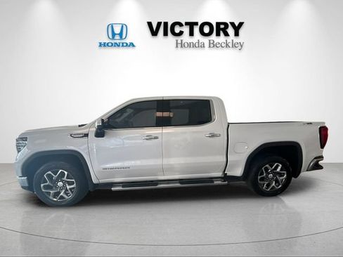 Used 2023 GMC Sierra 1500 SLT AWD/4WD image 2