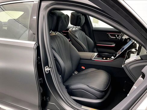 New 2026 Mercedes-Benz S 500 4MATIC image 5