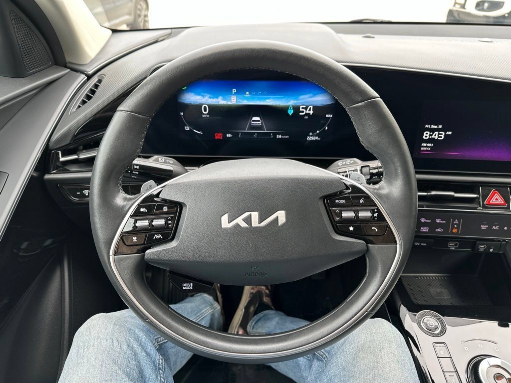 Used 2024 Kia Niro Wind w/ Wind Preserve Package FWD image 30