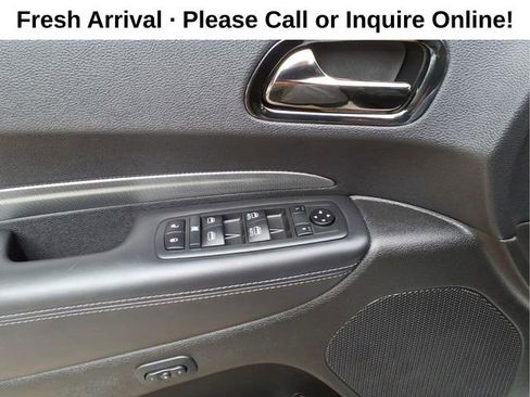 Used 2020 Dodge Durango R/T w/ Technology Group RWD image 11