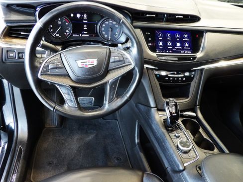 Used 2022 Cadillac XT5 Sportv w/ Platinum Package image 26