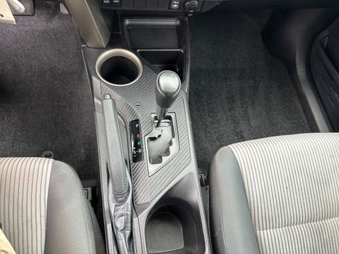 Used 2013 Toyota RAV4 LE image 15