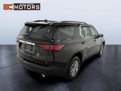 Used 2023 Chevrolet Traverse LT w/ LPO, Floor Liner Package AWD/4WD image 6