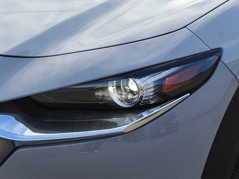 New 2025 MAZDA CX-30 AWD 2.5 S w/ Select Sport Pkg image 8