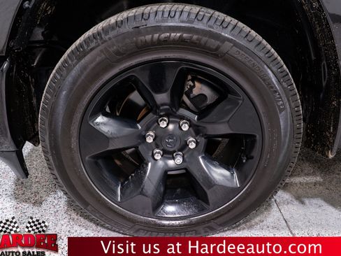 Used 2019 RAM 1500 Big Horn image 10