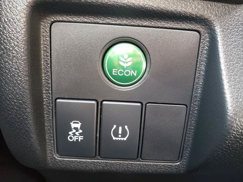 Used 2019 Honda HR-V LX image 25