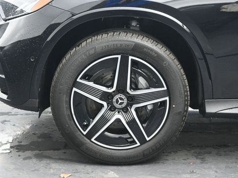 New 2026 Mercedes-Benz GLC 300 4MATIC image 28