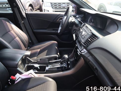 Used 2016 Honda Accord Sport image 26