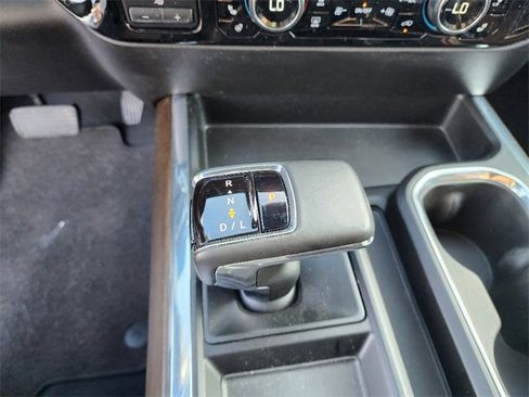 Used 2024 Chevrolet Silverado 1500 High Country w/ Technology Package image 37