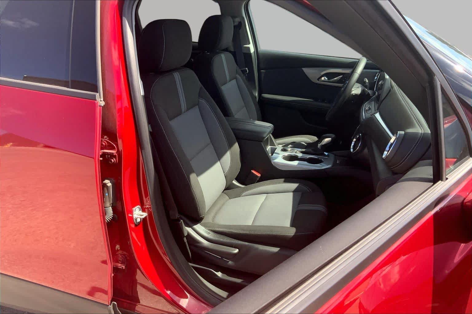 Used 2024 Chevrolet Blazer LT w/ Convenience Package FWD image 9