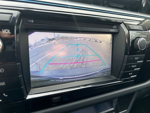 Used 2016 Toyota Corolla S image 14