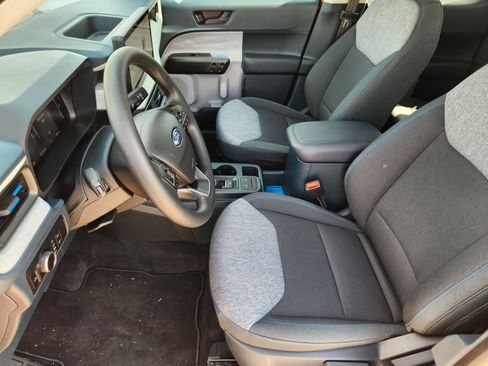 New 2026 Ford Maverick XLT image 13