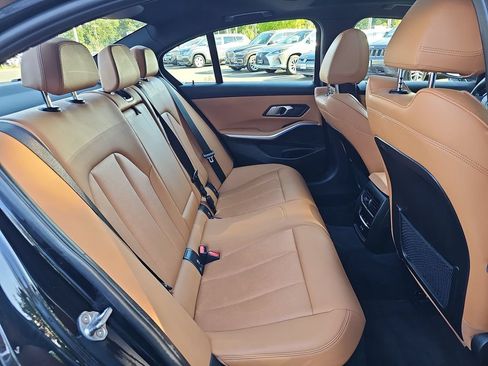 Used 2022 BMW 330i xDrive Sedan w/ Driving Assistance Package AWD/4WD image 28