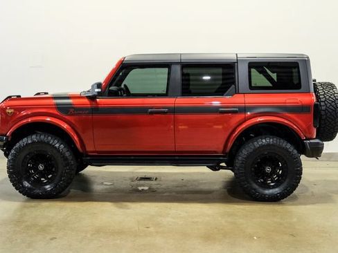 Used 2023 Ford Bronco Badlands AWD/4WD image 14