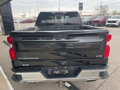 Used 2020 Chevrolet Silverado 1500 LTZ AWD/4WD image 4