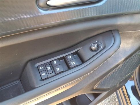 Used 2025 Jeep Grand Cherokee Altitude image 13