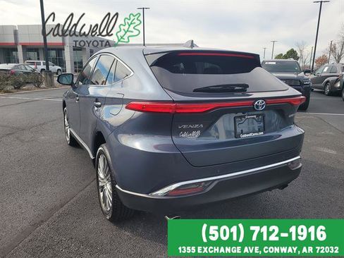 Used 2024 Toyota Venza Limited image 7