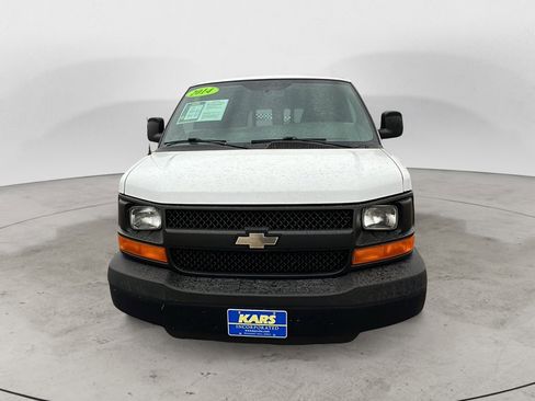 Used 2014 Chevrolet Express 1500 image 2