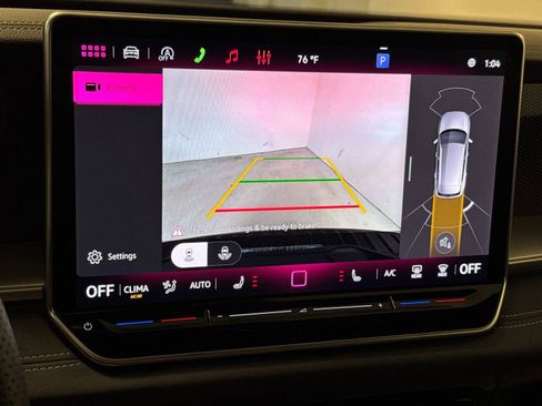 New 2026 Volkswagen Tiguan SE R-Line AWD/4WD image 18