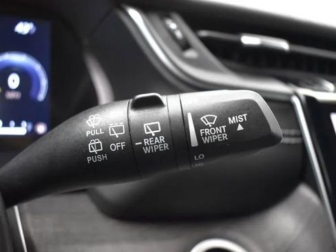 Used 2022 Jeep Grand Cherokee L Limited image 26