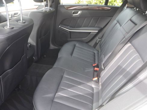 Used 2014 Mercedes-Benz E 350 4MATIC Wagon image 16