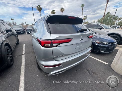 Used 2024 Mitsubishi Outlander SE FWD image 5