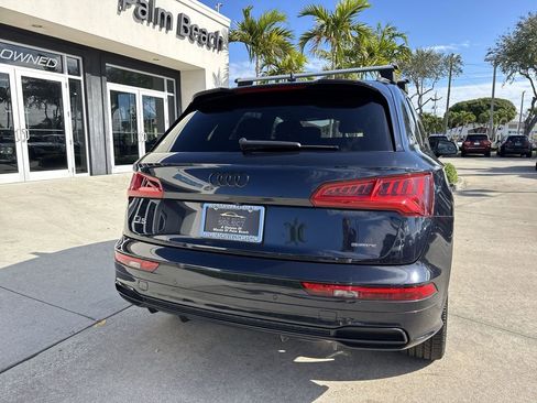 Used 2020 Audi Q5 2.0T Titanium Premium Plus w/ Premium Plus Package image 26
