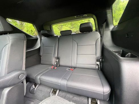 Used 2026 Chevrolet Traverse LT w/ Sun and Wheel Package AWD/4WD image 22