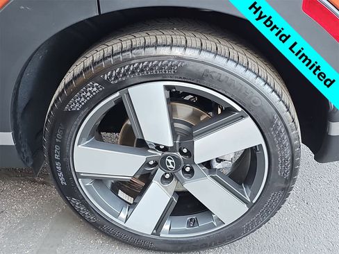 Used 2025 Hyundai Santa Fe Limited image 12