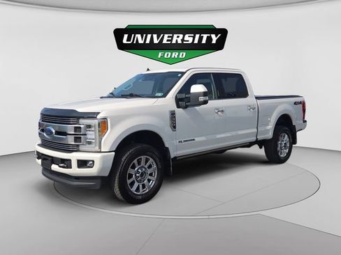 Used 2019 Ford F350 Limited AWD/4WD image 7