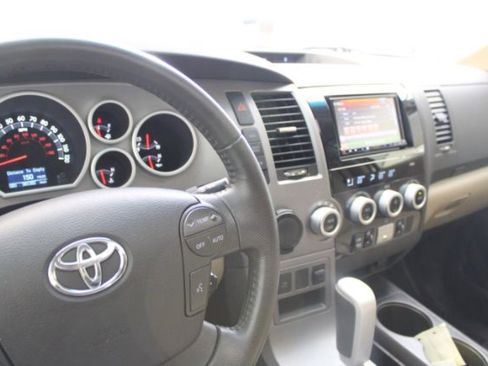 Used 2010 Toyota Sequoia Limited image 24