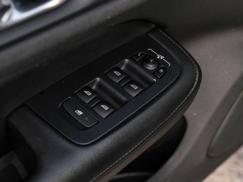 Used 2024 Volvo S60 B5 Core FWD image 50