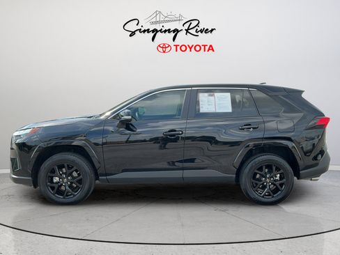 Used 2025 Toyota RAV4 LE FWD image 4
