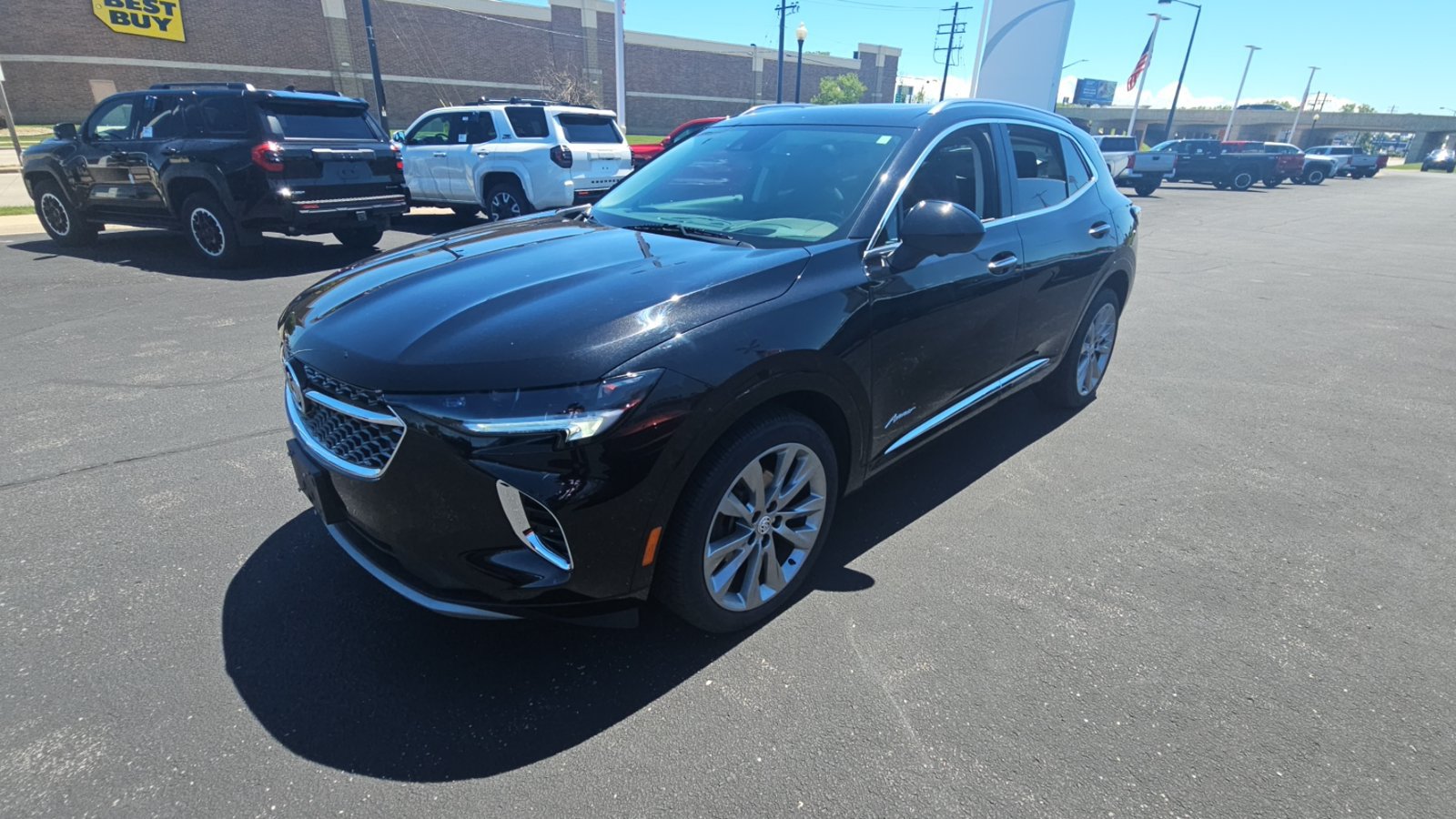 Used 2023 Buick Envision Avenir AWD/4WD image 7