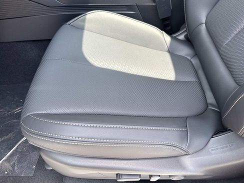 New 2026 Subaru Outback Limited AWD/4WD image 25