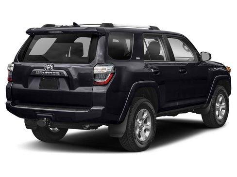 Used 2022 Toyota 4Runner SR5 image 2