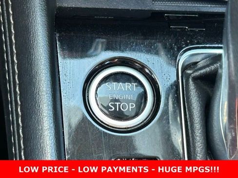 Used 2023 Nissan Kicks SV FWD image 24