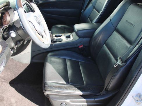 Used 2016 Jeep Grand Cherokee Summit w/ Skid Plate Group image 11