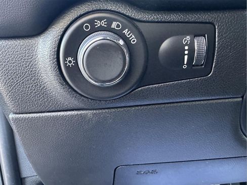 Used 2024 Dodge Durango GT image 16