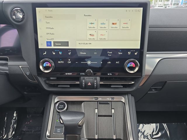 Certified 2024 Lexus GX 550 w/ Cold Area Package AWD/4WD image 22