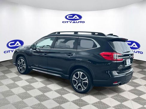 Used 2023 Subaru Ascent Limited w/ Technology Package AWD/4WD image 7