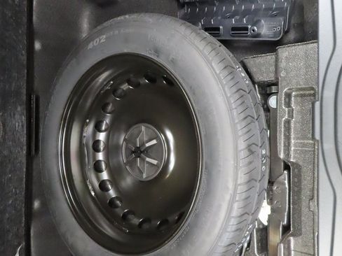 Used 2024 Mercedes-Benz GLE 350 4MATIC image 41