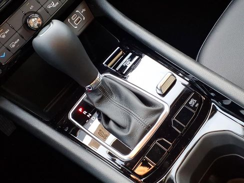 New 2026 Jeep Compass Latitude image 26